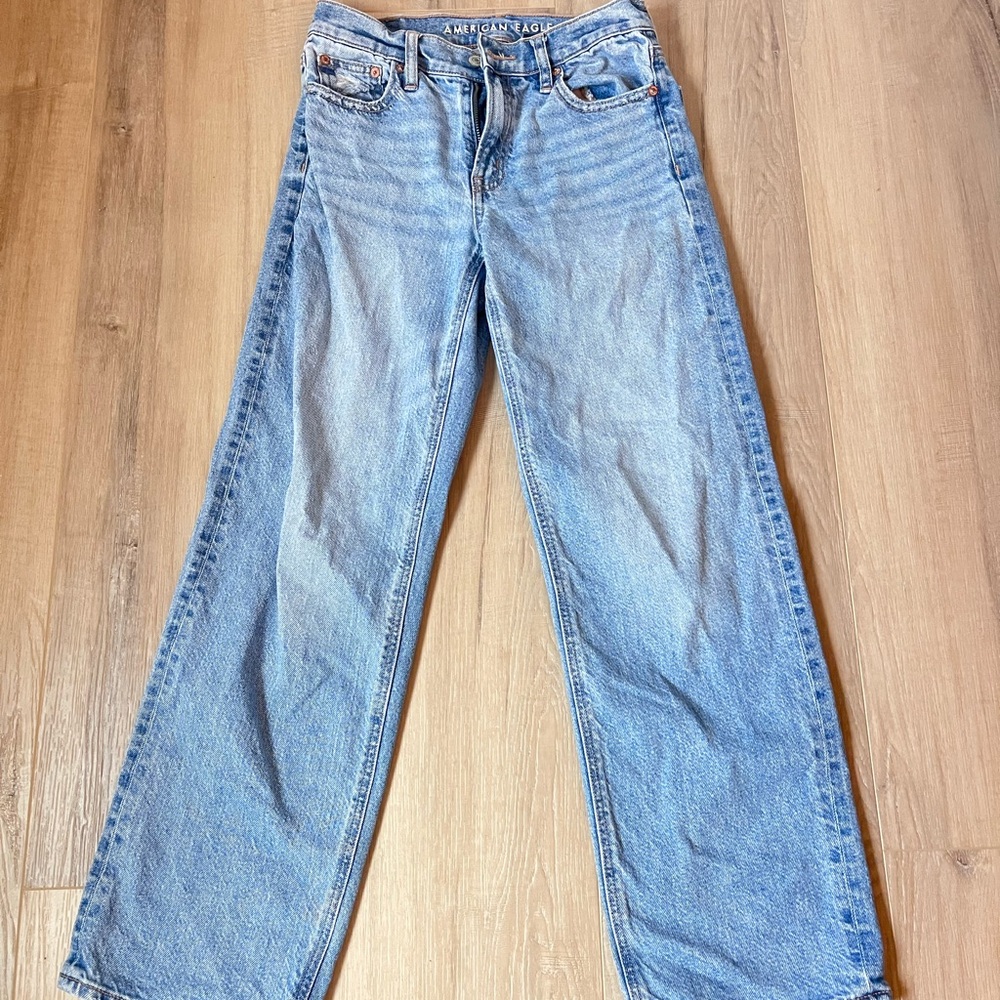 American Eagle Light Blue Denim Jeans